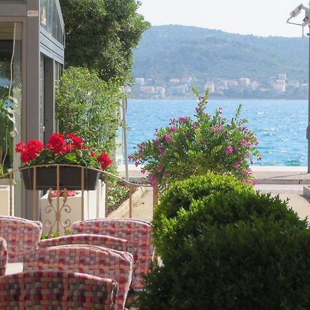 Filipovic Apartments With Pool Biograd Na Moru Luaran gambar