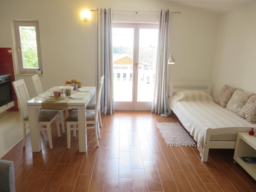 Filipovic Apartments With Pool Biograd Na Moru Luaran gambar