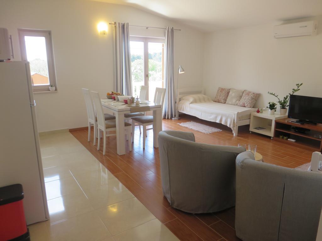 Filipovic Apartments With Pool Biograd Na Moru Luaran gambar