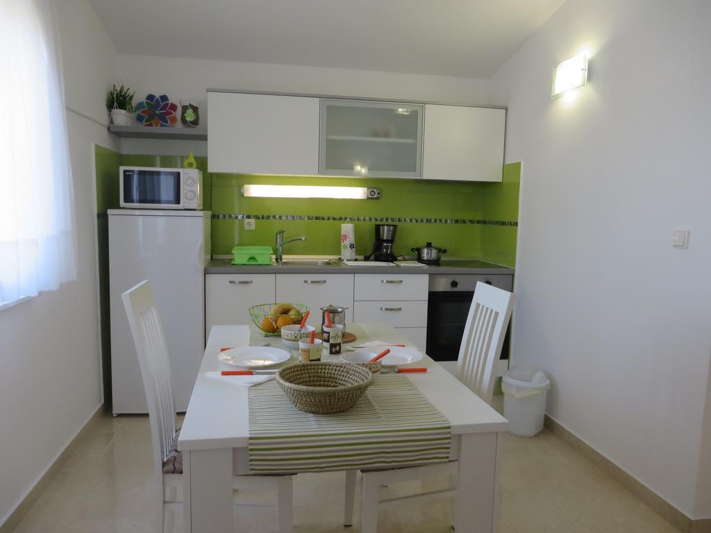 Filipovic Apartments With Pool Biograd Na Moru Luaran gambar