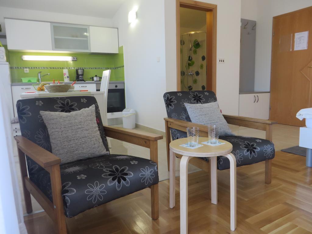 Filipovic Apartments With Pool Biograd Na Moru Luaran gambar