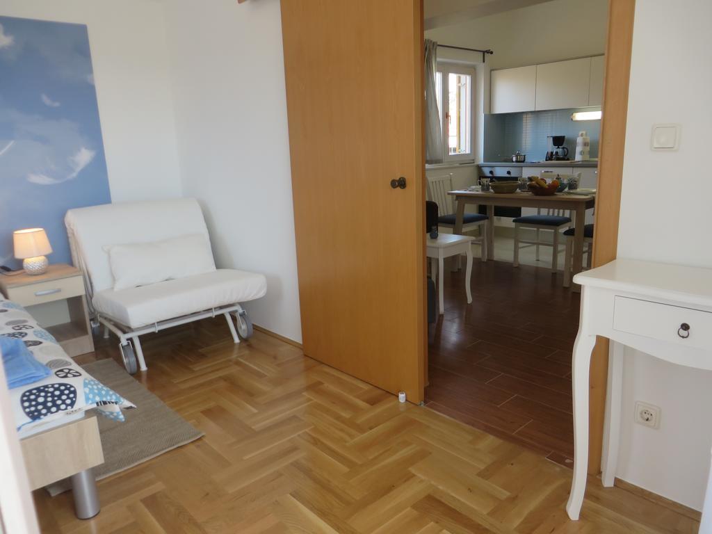 Filipovic Apartments With Pool Biograd Na Moru Luaran gambar