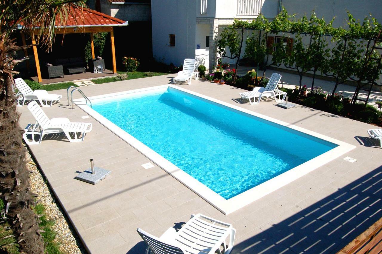 Filipovic Apartments With Pool Biograd Na Moru Luaran gambar